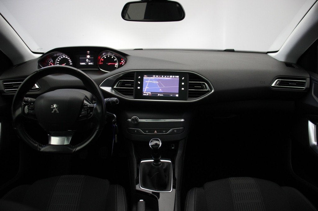 Peugeot 308 SW 1.2 PureTech Executive - Panorama, Carplay, T, Gebruikt, Euro 6, 1199 cc, Met garantie (alle)