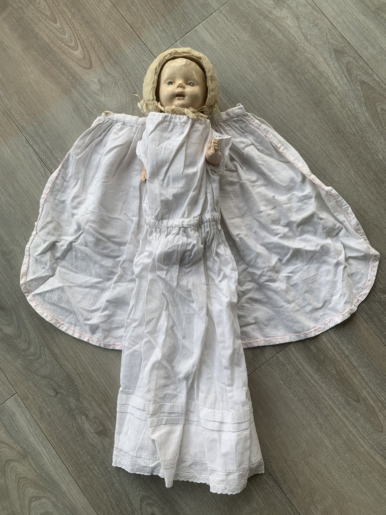 Antieke Babypop met Kleding - Vintage Collectie, Verzamelen, Ophalen of Verzenden, Gebruikt, Babypop
