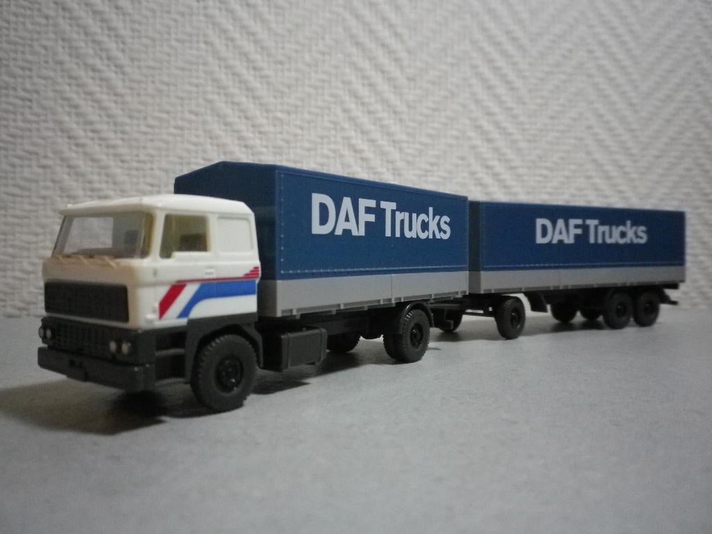 Wiking Daf 3300 demo combi DAF TRUCKS., Ophalen of Verzenden, Zo goed als nieuw, Bus of Vrachtwagen, Wiking