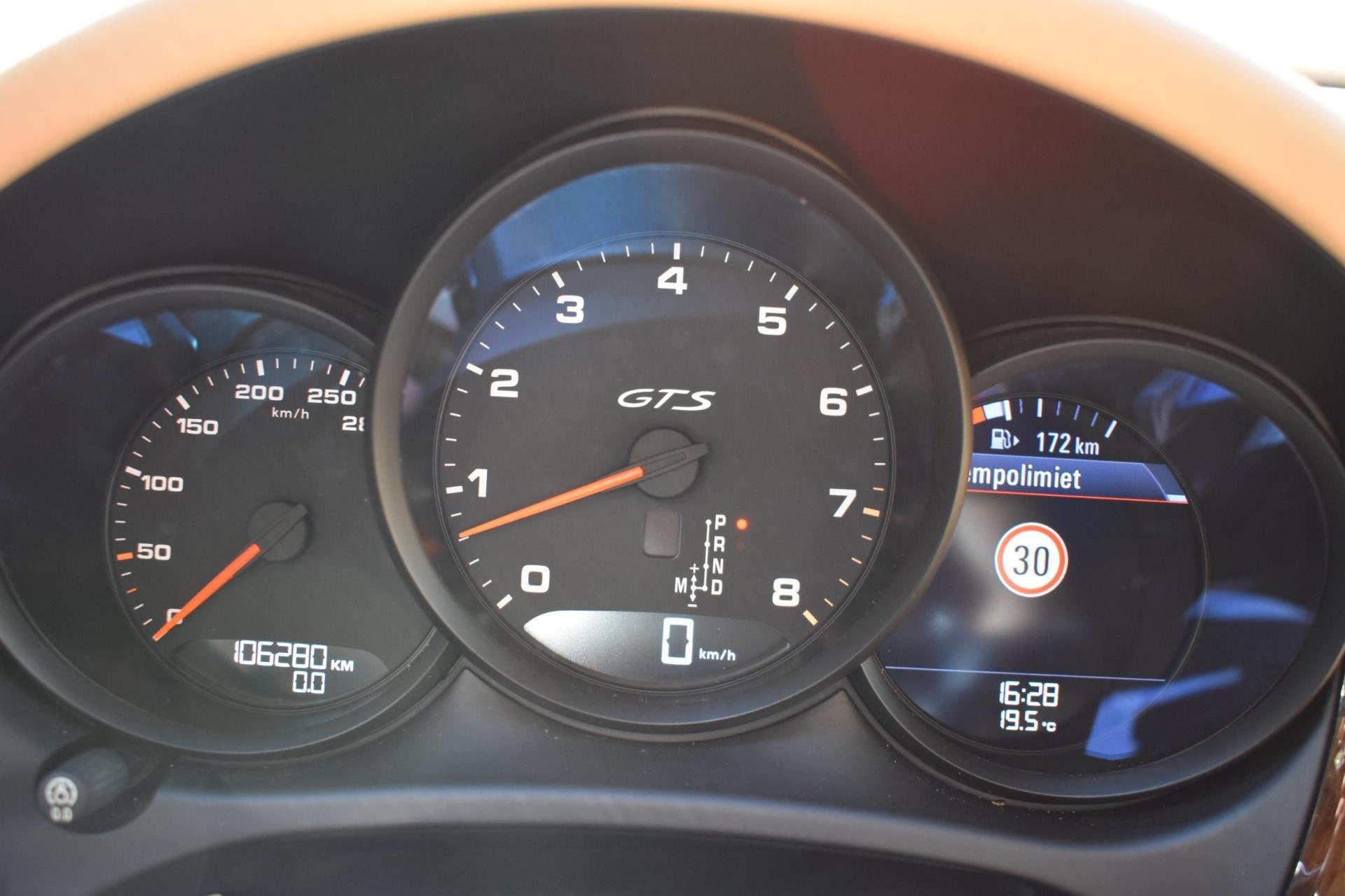 Foto 14 van Porsche Macan 3.0 GTS '17 Pano LED Leder Sport Chrono Navi C