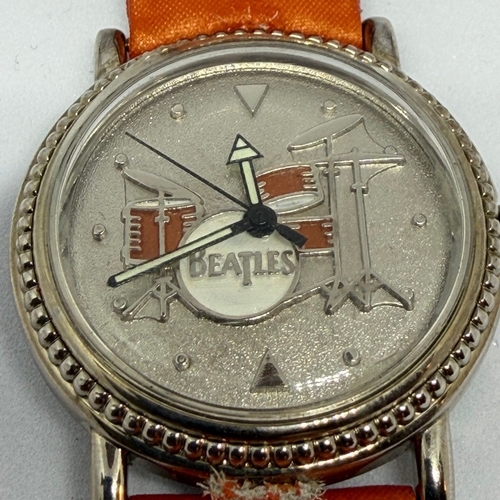 Vintage The Beatles Horloge  B36 in houten gitaardoosje, Verzamelen, Ophalen of Verzenden, Zo goed als nieuw, Overige typen