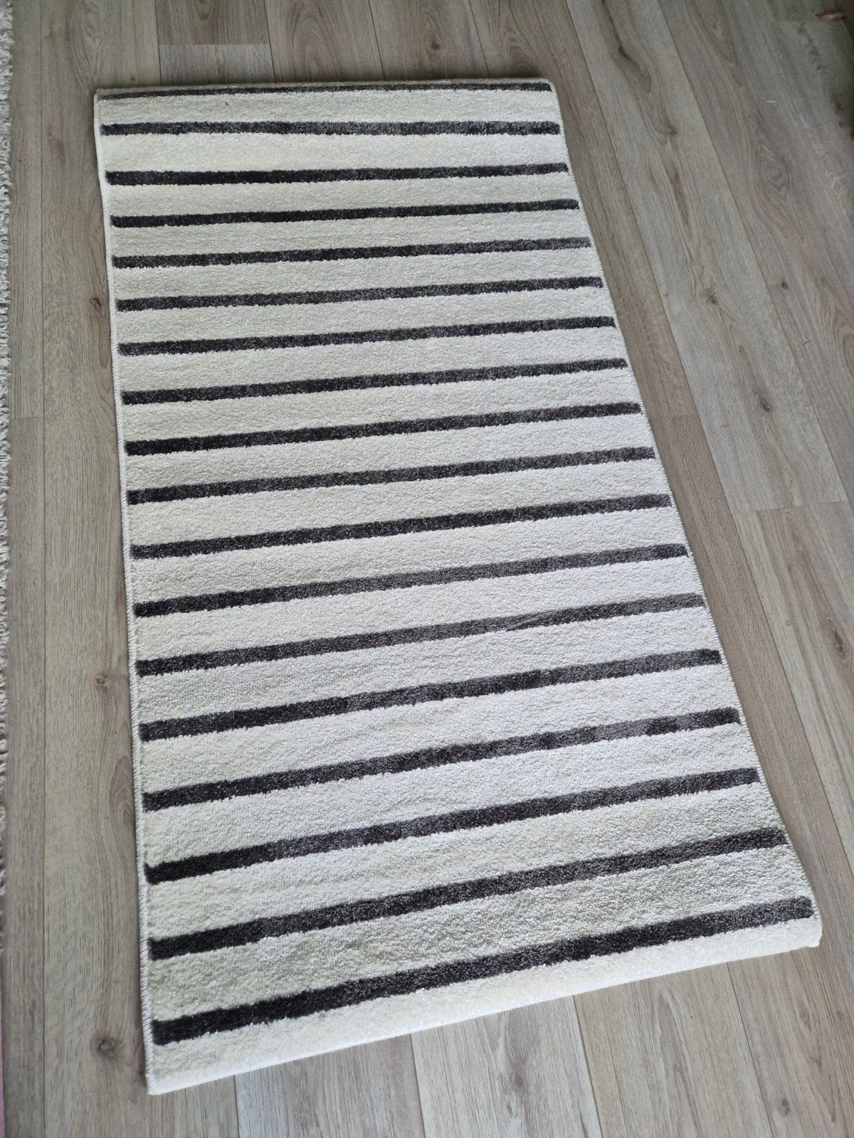 Nieuw zwart wit gestreept vloerkleed, Huis en Inrichting, Ophalen, 100 tot 150 cm, Nieuw, 50 tot 100 cm