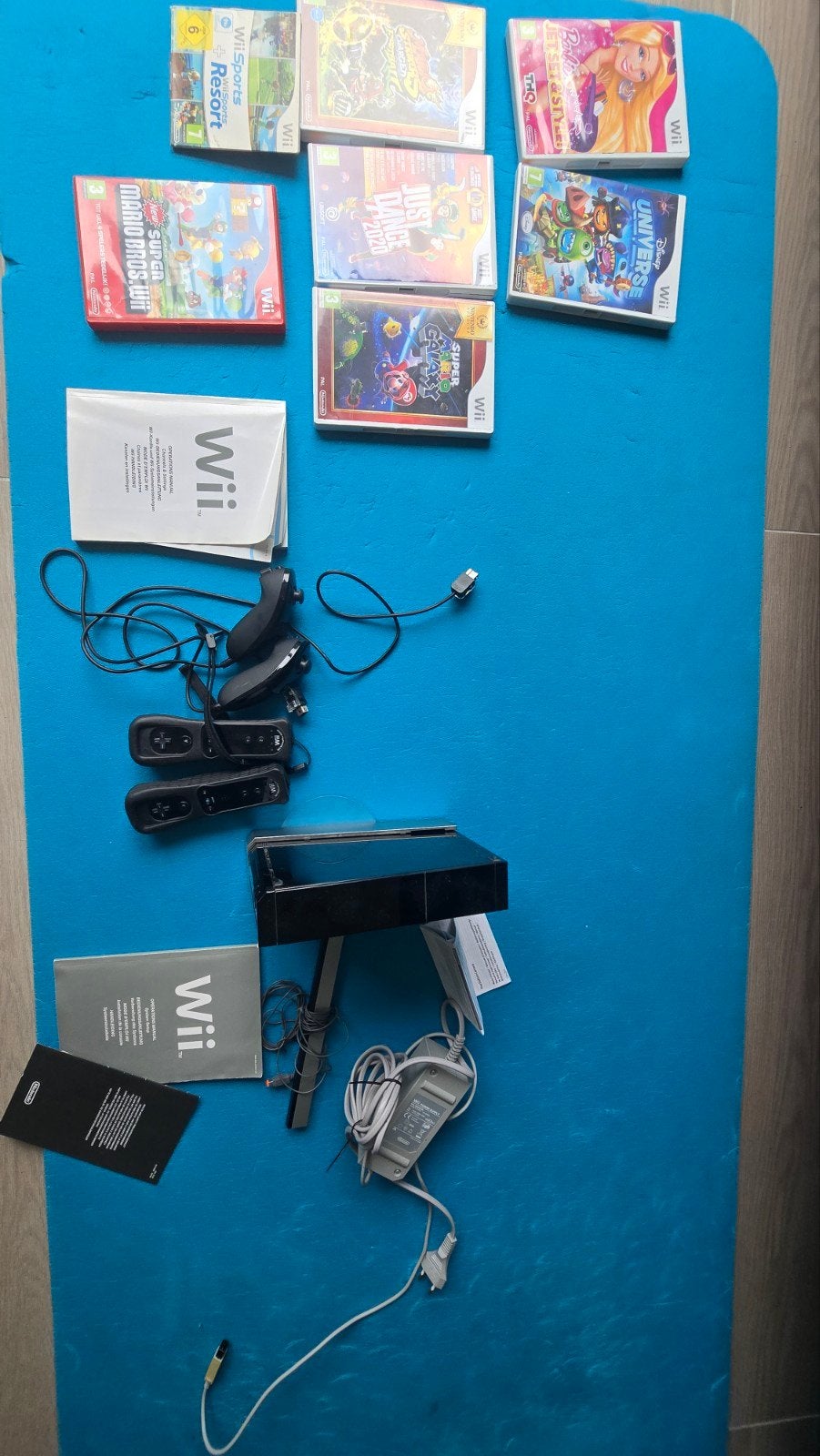 Nintendo Wii console met games en controllers, Spelcomputers en Games, Spelcomputers | Nintendo Wii, Gebruikt, Met 2 controllers