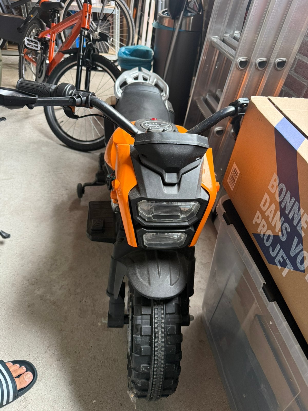 Elektrische speelgoedmotor, Ophalen, Zo goed als nieuw, Overige merken
