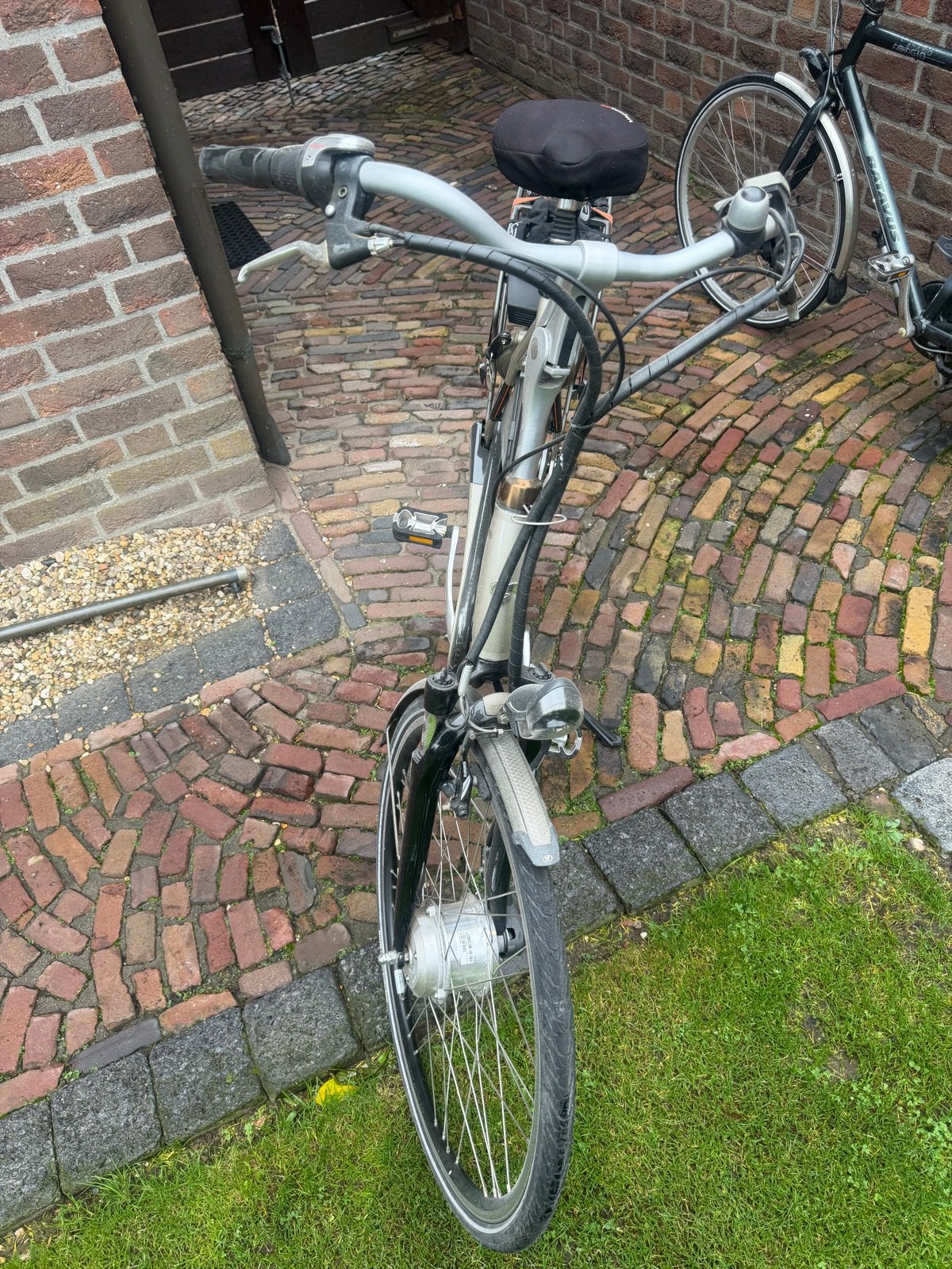 Sparta elektrische fiets met 2 accu's, Fietsen en Brommers, Ophalen, Gebruikt, 50 km per accu of meer, Gazelle