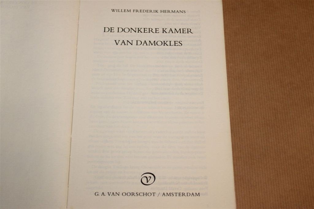 De Donkere Kamer van Damokles — W.F. Hermans, WO2 1978, Boeken, Ophalen of Verzenden, Gelezen