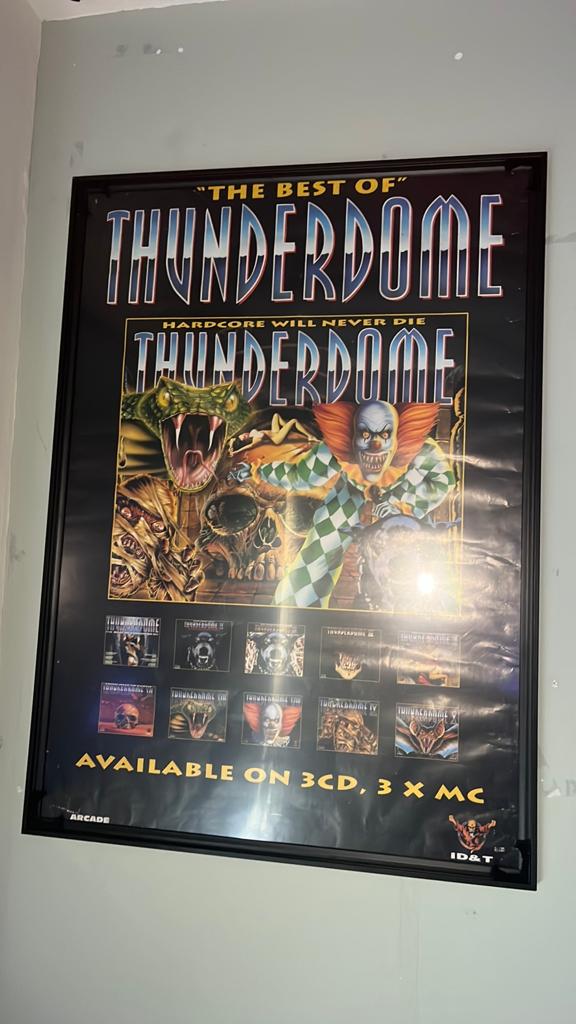 Thunderdome best of 95 poster, Ophalen of Verzenden, Zo goed als nieuw, Spiritualiteit algemeen, Overige typen