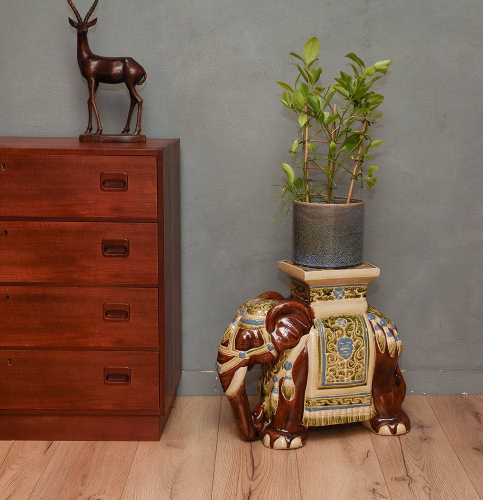 Vintage keramisch olifantentafeltje, Ophalen, Minder dan 55 cm, Zo goed als nieuw, 2e hands item