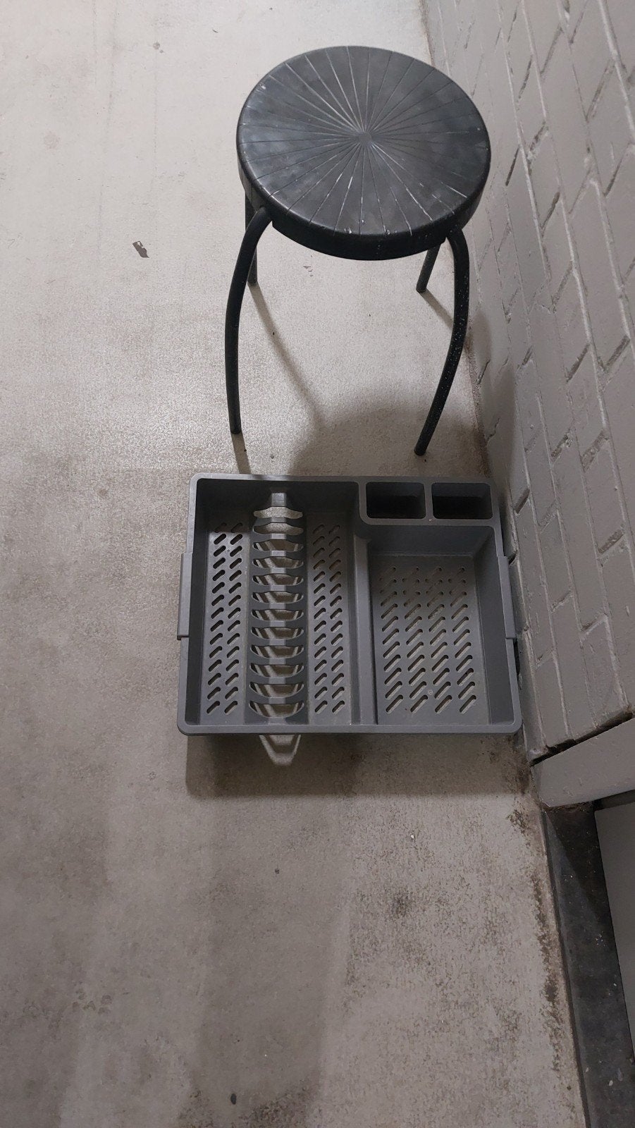 Zwarte kruk met metalen poten, Huis en Inrichting, Stoelen, Gebruikt, Modern, industrieel, Zwart, Ophalen of Verzenden
