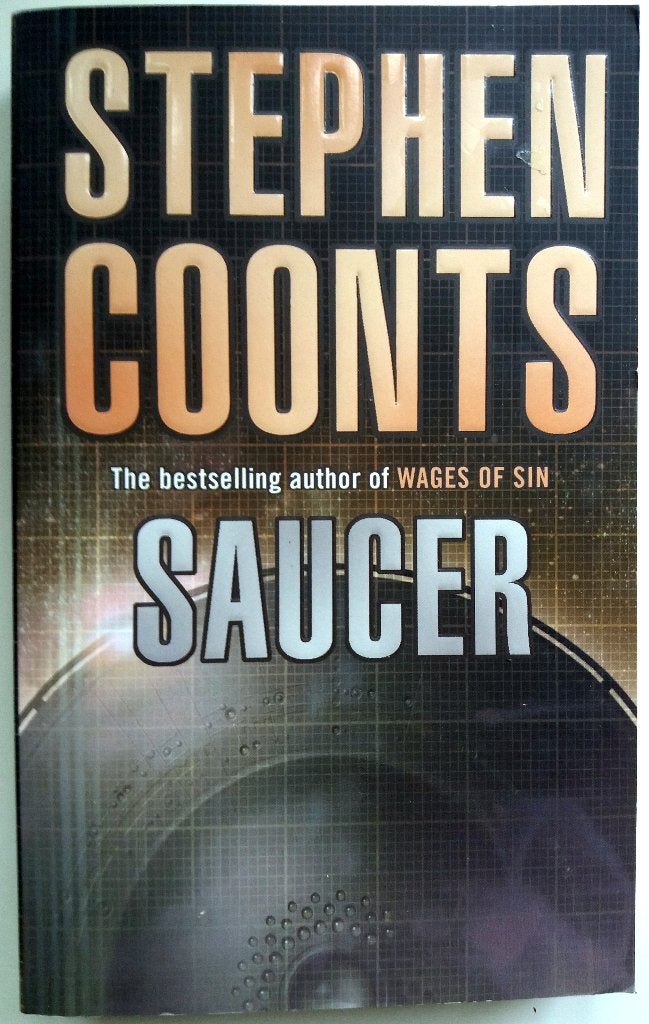 Stephen Coonts - Saucer (ENGELSTALIG), Ophalen of Verzenden, Zo goed als nieuw