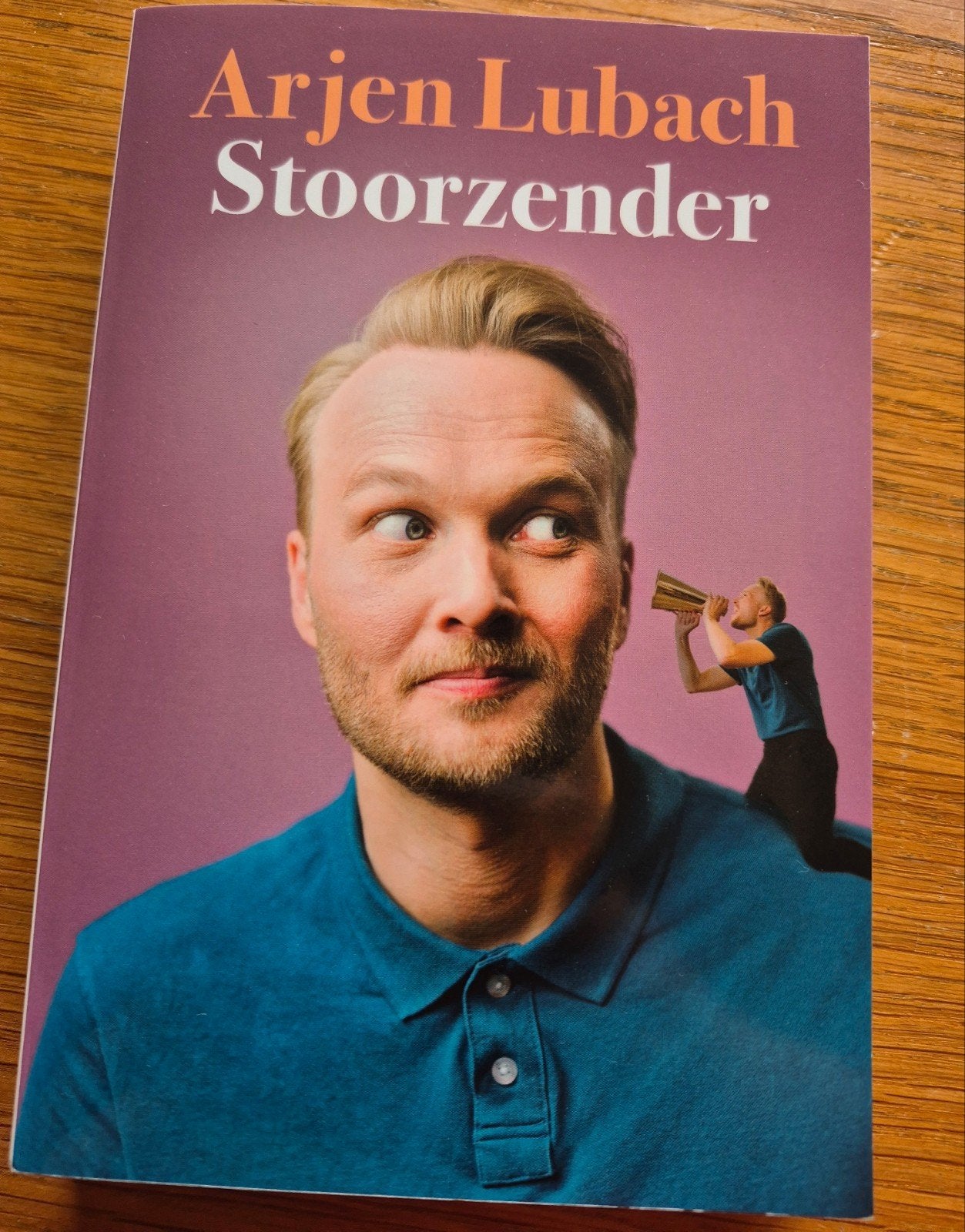 Arjen Lubach - Stoorzender (paperback) - Nieuwstaat, Ophalen of Verzenden, Nieuw, Arjen Lubach