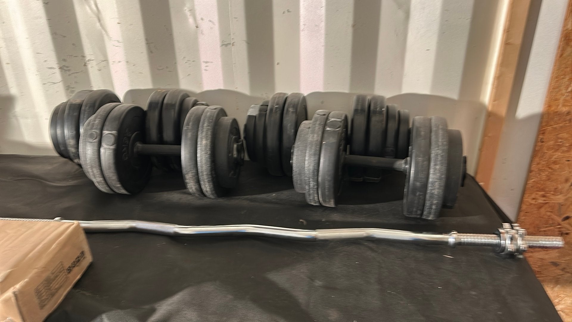 4x15 kg dumbells en Curlstang 25mm boring, Ophalen