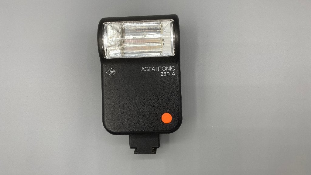Agfa Agfatronic 250A elektronische flitser (1974/1975), Ophalen, Gebruikt, Agfa
