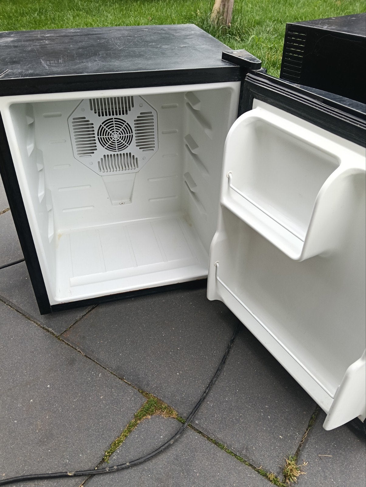 Campingkoelkastje/minibar., Witgoed en Apparatuur, Koelkasten en IJskasten, Gebruikt, Zonder vriesvak, Minder dan 75 liter, Minder dan 85 cm