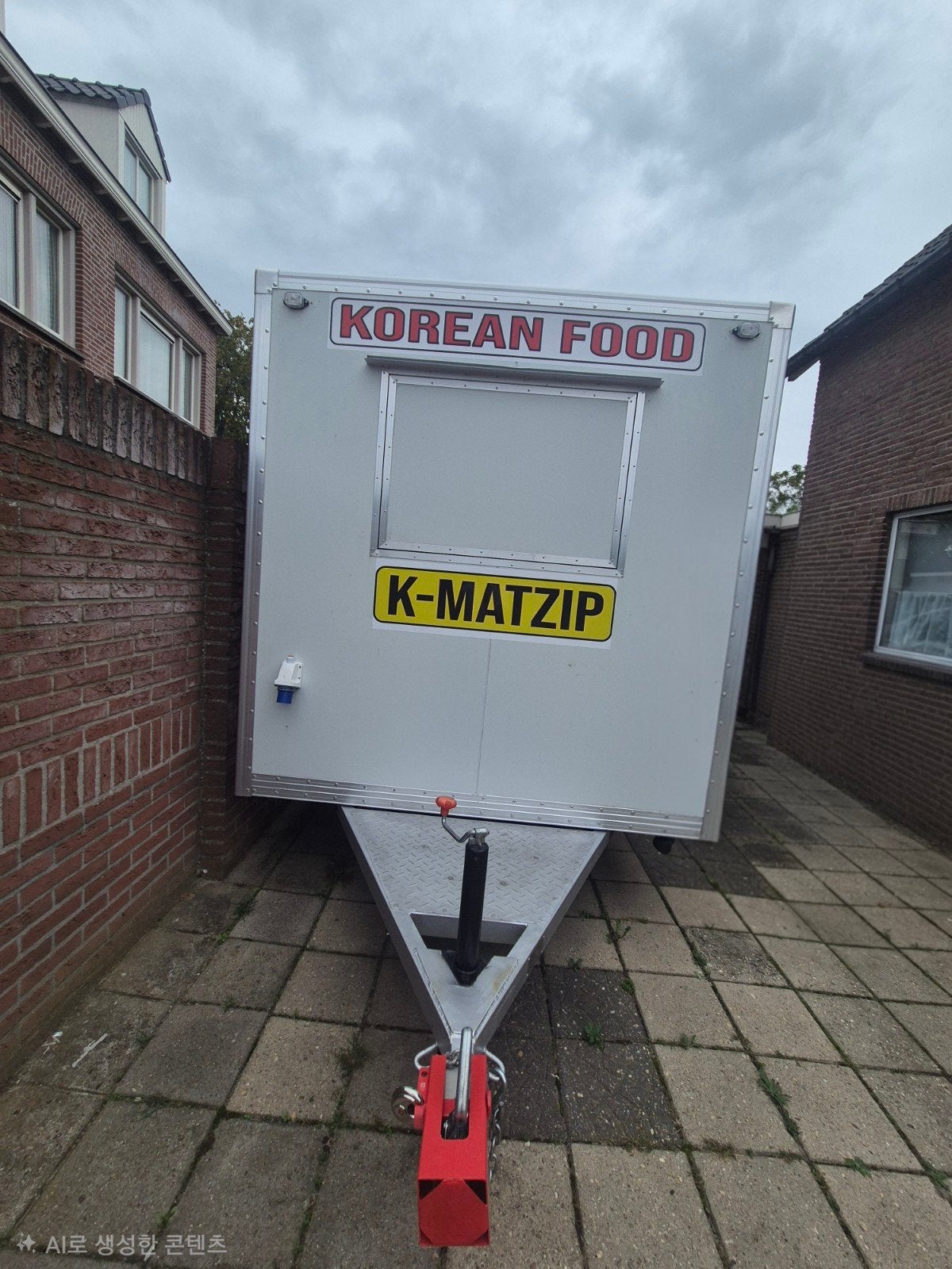 Te koop: Volledig uitgeruste Witte Foodtrailer mét COC, Ophalen