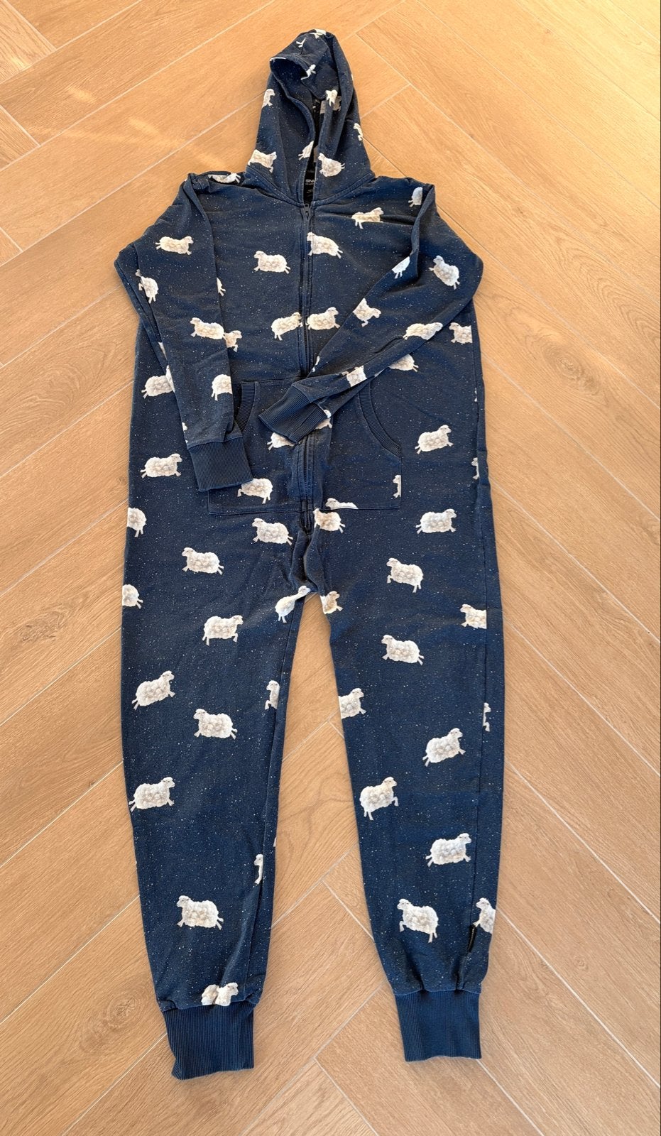 Snurk Onesie Schaapjes Maat L - Zo goed als nieuw, Ophalen of Verzenden, Zo goed als nieuw, Maat 42/44 (L)