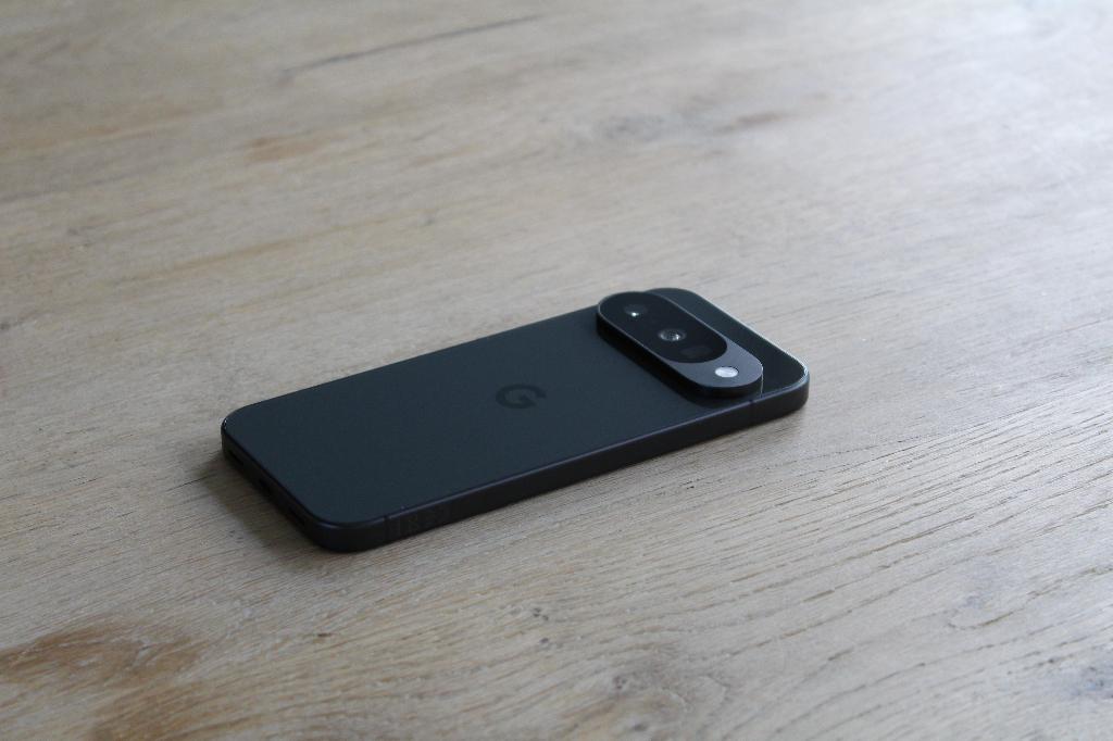 Google Pixel 10 - 128GB - Zwart | Vrijwel NIEUW | Garantie, Overige modellen, Nieuw, Google, Zonder simlock