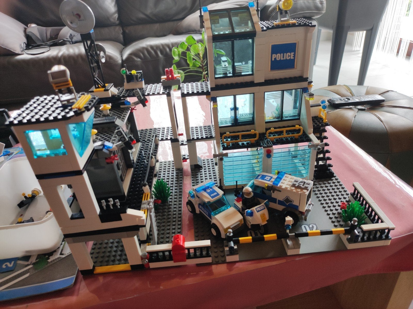 Lego politie 7744, Ophalen, Lego, Inclusief minifiguren, Complete set