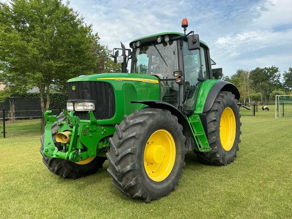 2006 John Deere 6820 Vierwielaangedreven landbouwtractor, Gebruikt, John Deere
