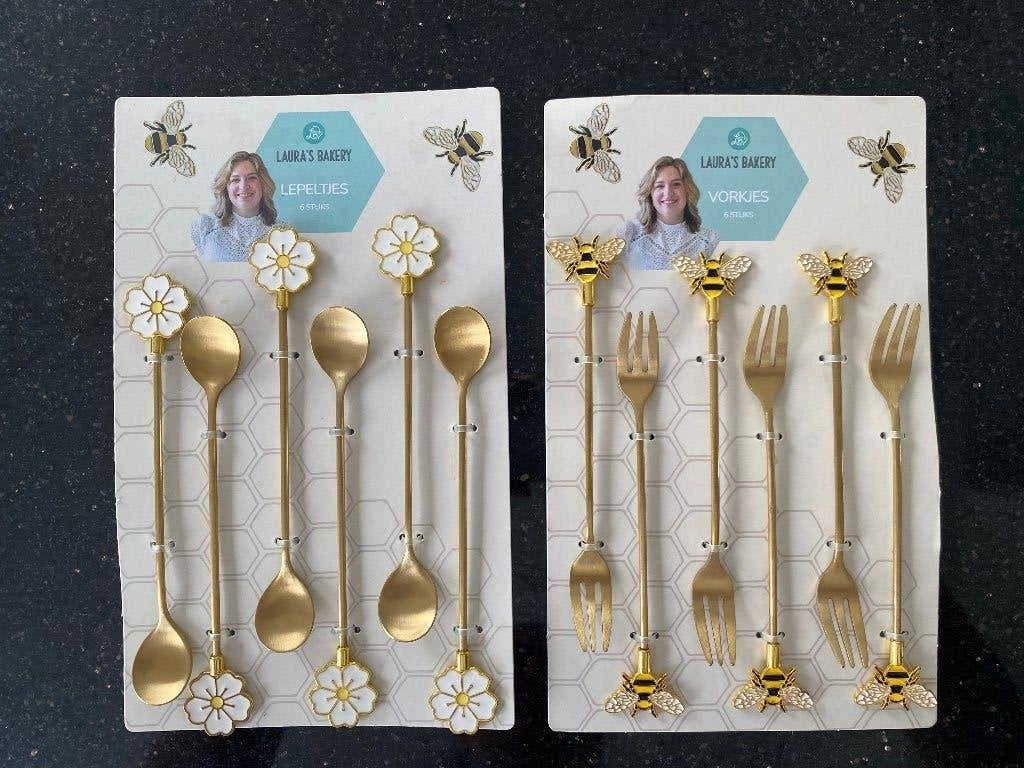 Laura's Bakery Lepeltjes en Vorkjes Set - Bijen & Bloemen, Gebaksvork, Bestekset, Nieuw, Ophalen of Verzenden