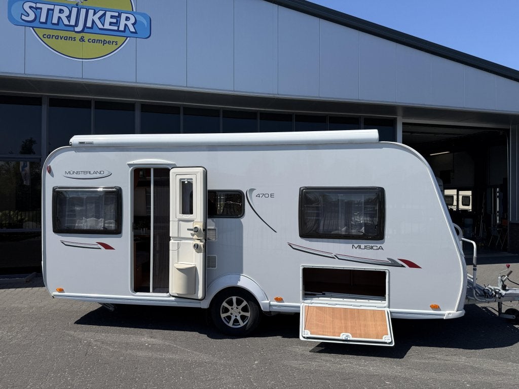 LMC Musica 470 E 2 Aparte bedden 210cm 1 Eig Luifel + Mover., Lengtebed, Bedrijf, Treinzit, 4 tot 5 meter