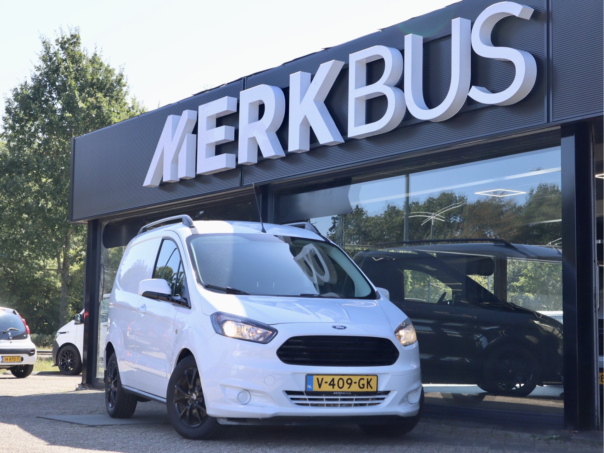 Ford Transit Courier 1.5 TDCI EDITION MARGE/BTW VRIJ, Voorwielaandrijving, Stof, Gebruikt, Euro 6
