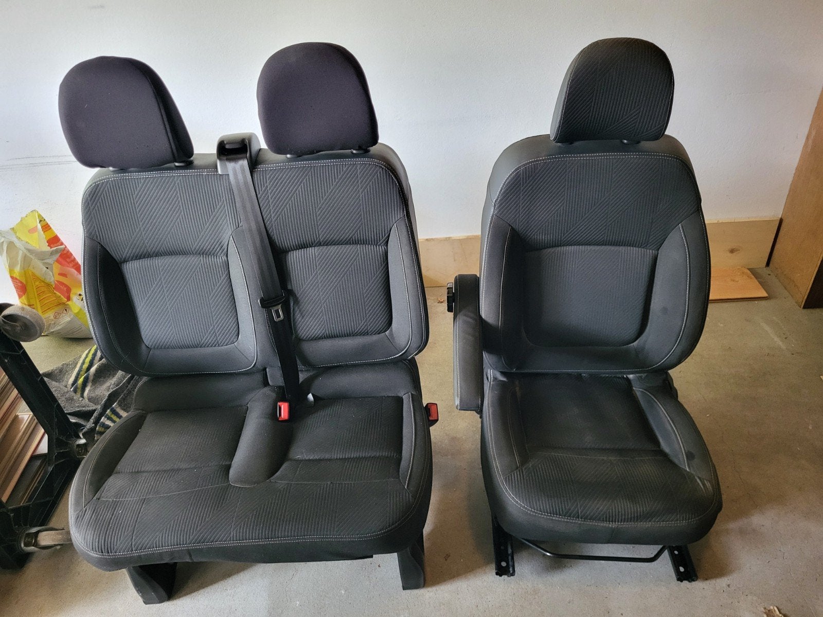 Voorstoel en bank Renault Trafic (2019) Special Edition, Ophalen, Gebruikt, Renault