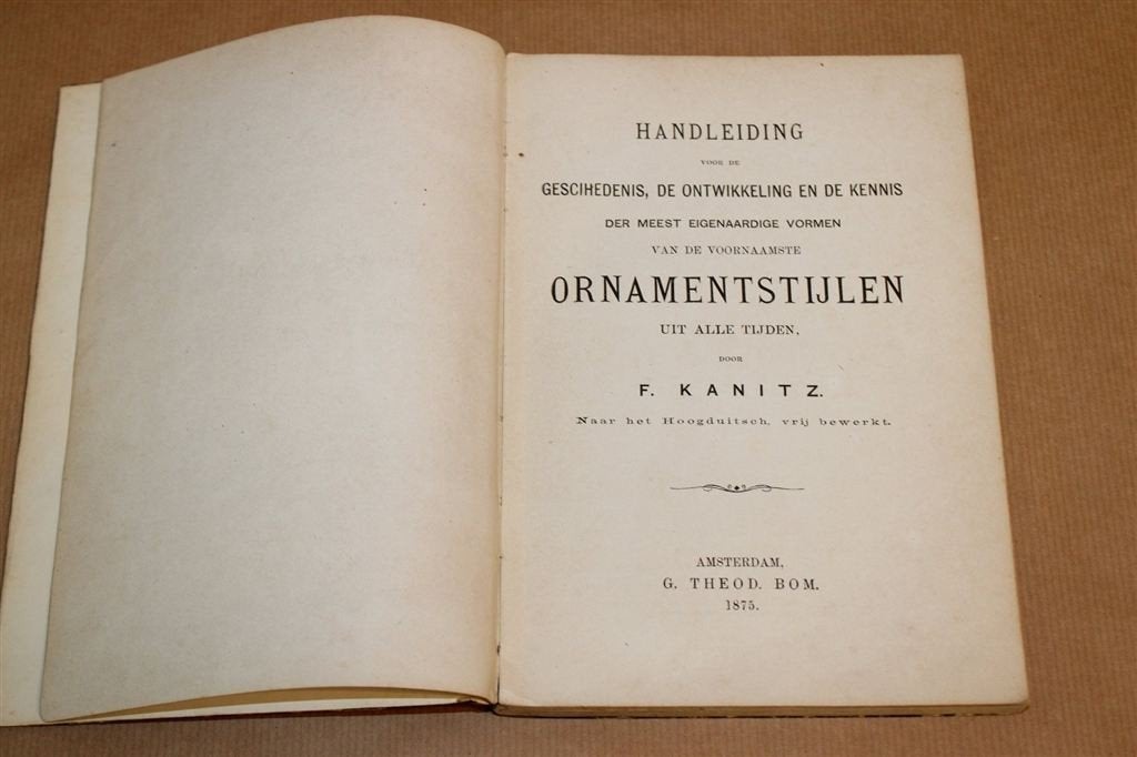 Ornamentstijlen — Antiek Handboek Alle Tijdperken 1875, Ophalen of Verzenden