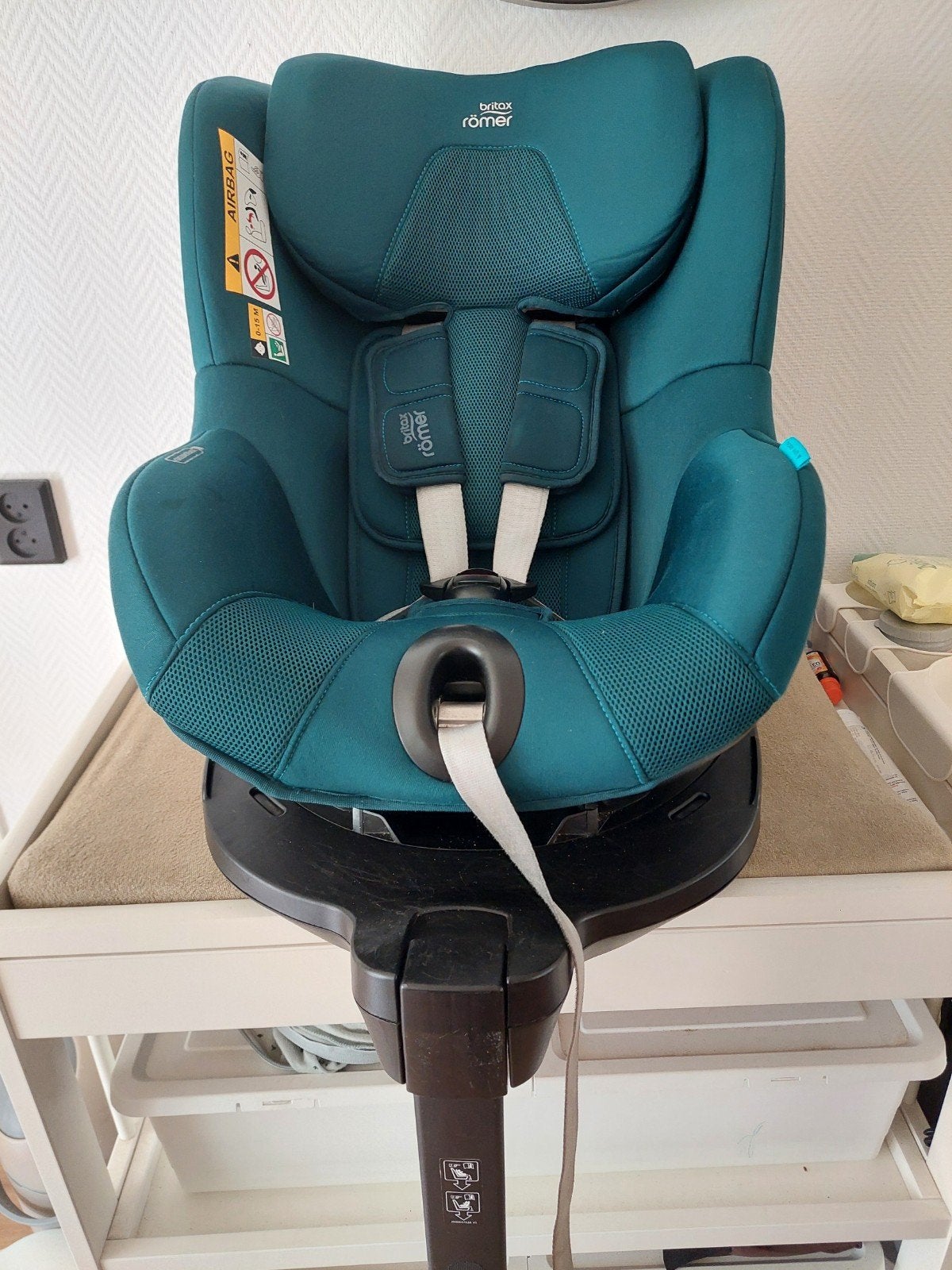 Britax Römer DUALFIX PRO M Autostoel - Zo goed als nieuw, Ophalen, Romer, 9 t/m 18 kg, Slaapstand