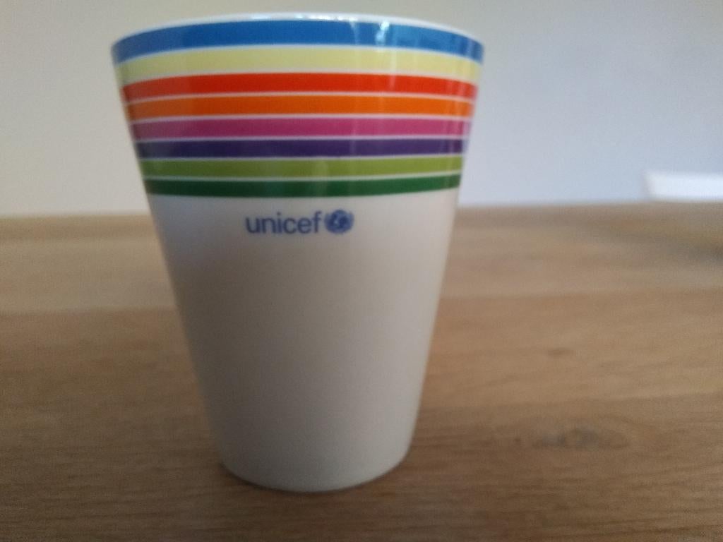 regenboog beker Unicef, Keramiek, Overige typen, Nieuw, Ophalen of Verzenden