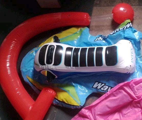 Opblaasbaar WATER speelgoed GRATIS, Ophalen of Verzenden, Gebruikt, Overige typen