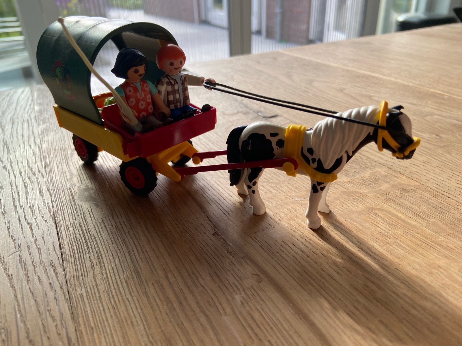 Playmobil huifkar met paard en figuren, Ophalen of Verzenden, Gebruikt