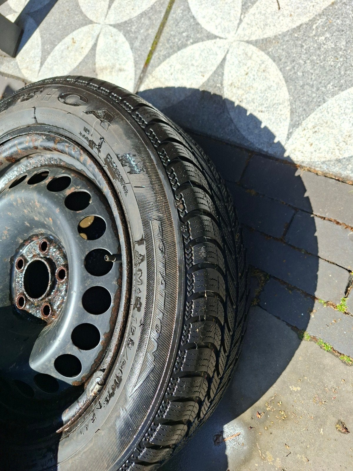 Goodyear Ultragrip 9 winterbanden op stalen velgen, Ophalen, Gebruikt, 15 inch, Banden en Velgen