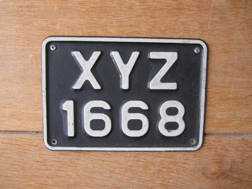 Maleisie motor nummerplaat kentekenplaten nummerplaten, Verzamelen, Ophalen of Verzenden, Gebruikt, Motoren