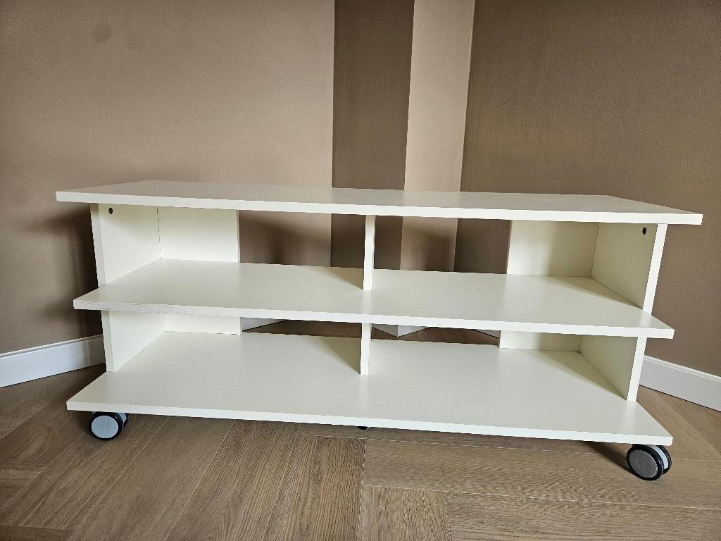 Kastje/tv meubel, Ophalen, Gebruikt, 100 tot 150 cm, Wit klassiek