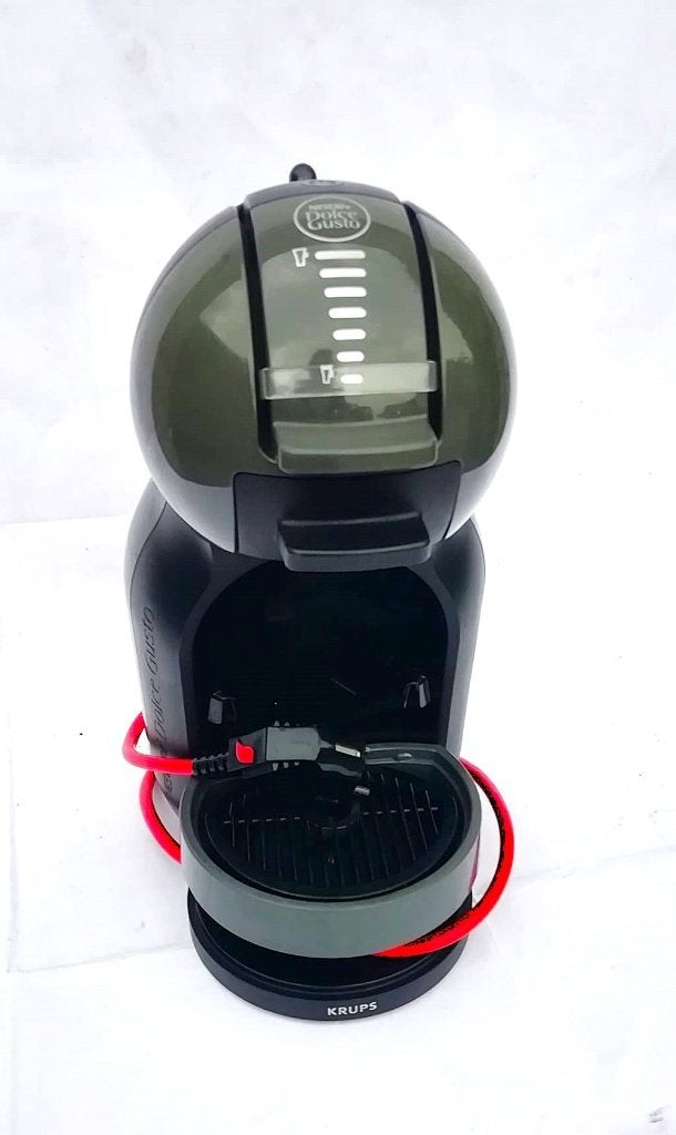 Nescafé Dolce Gusto Koffiezetapparaat, Witgoed en Apparatuur, Koffiezetapparaten, 4 tot 10 kopjes, Ophalen, Gebruikt, Koffiemachine