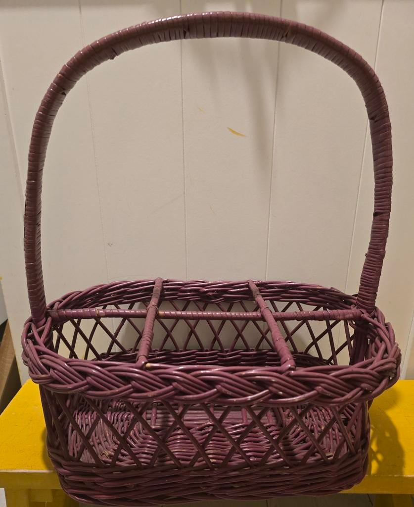 Paarse brocante landelijke flessenmand, Huis en Inrichting, Woonaccessoires | Schalen en Manden, Ophalen of Verzenden, Rechthoekig