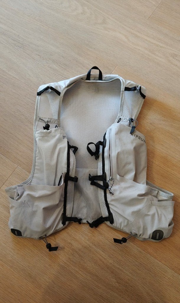 Kiprun trailrugzak 900 - 10L, Ophalen of Verzenden, Gebruikt, Unisex volwassen