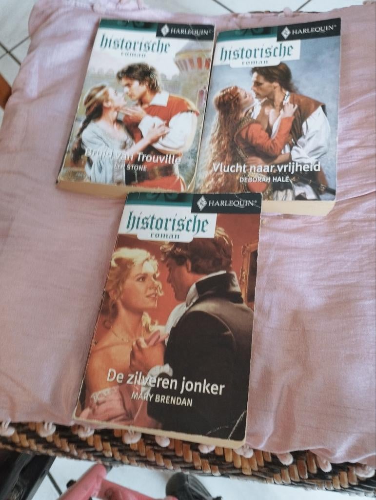 Harlequin Historische romans, Ophalen of Verzenden, Gelezen