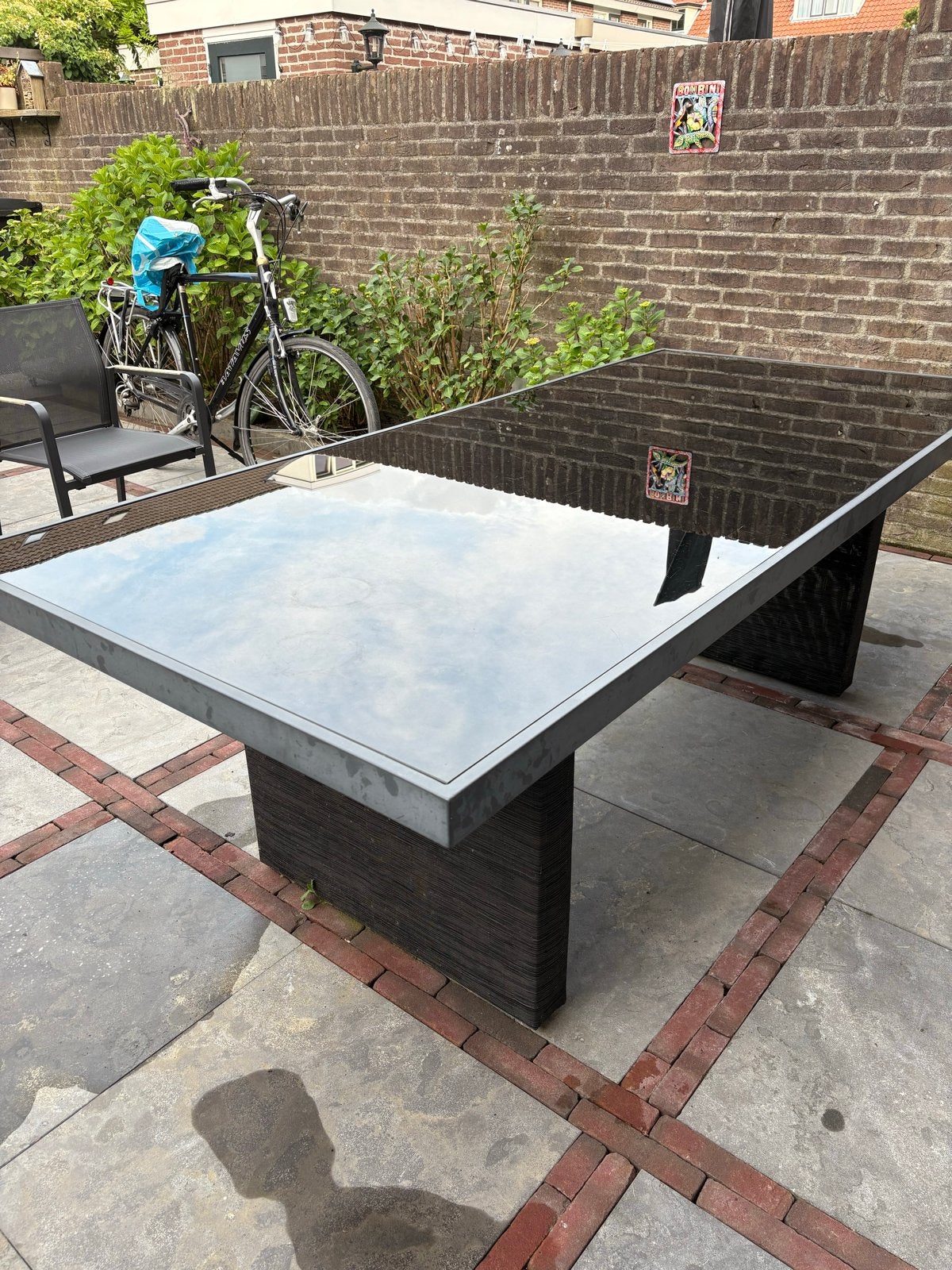tuintafel met glazen blad en wicker onderstel, Ophalen of Verzenden, Gebruikt, Rechthoekig, Wicker