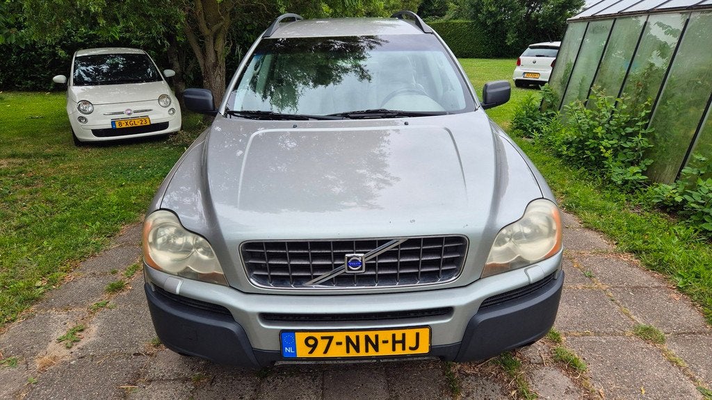 Volvo XC90 2.5 T EXCLUSIVE AWD 7 PERSOONS RIEM VERV. 2023, Auto's, Volvo, Gebruikt, 7 stoelen, 2521 cc, Bedrijf