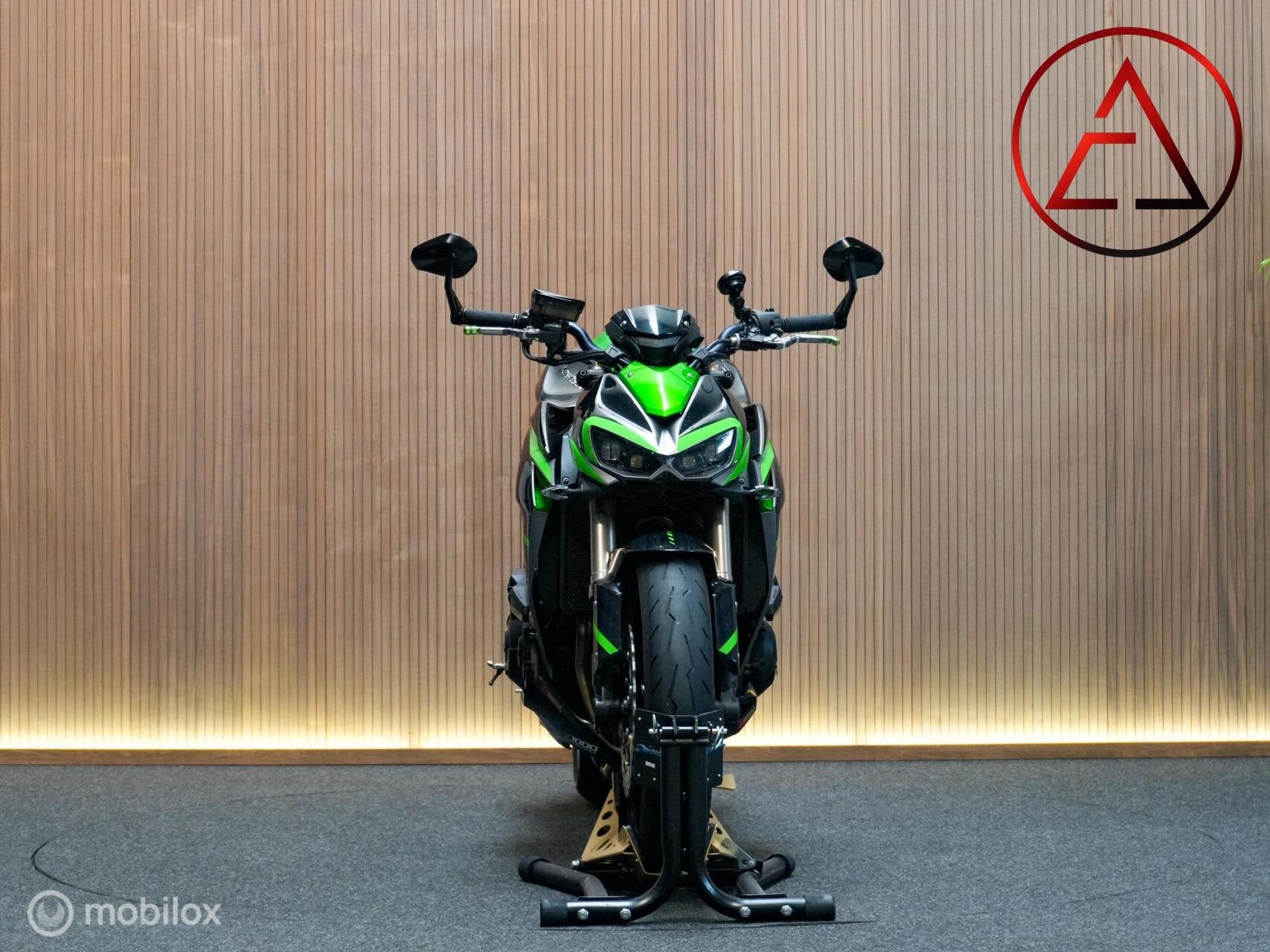 Kawasaki Z 1000 2014 - Akrapovic uitlaat - Sugomi, Bedrijf, Info@kawasaki.nl, Meer dan 35 kW, Toermotor