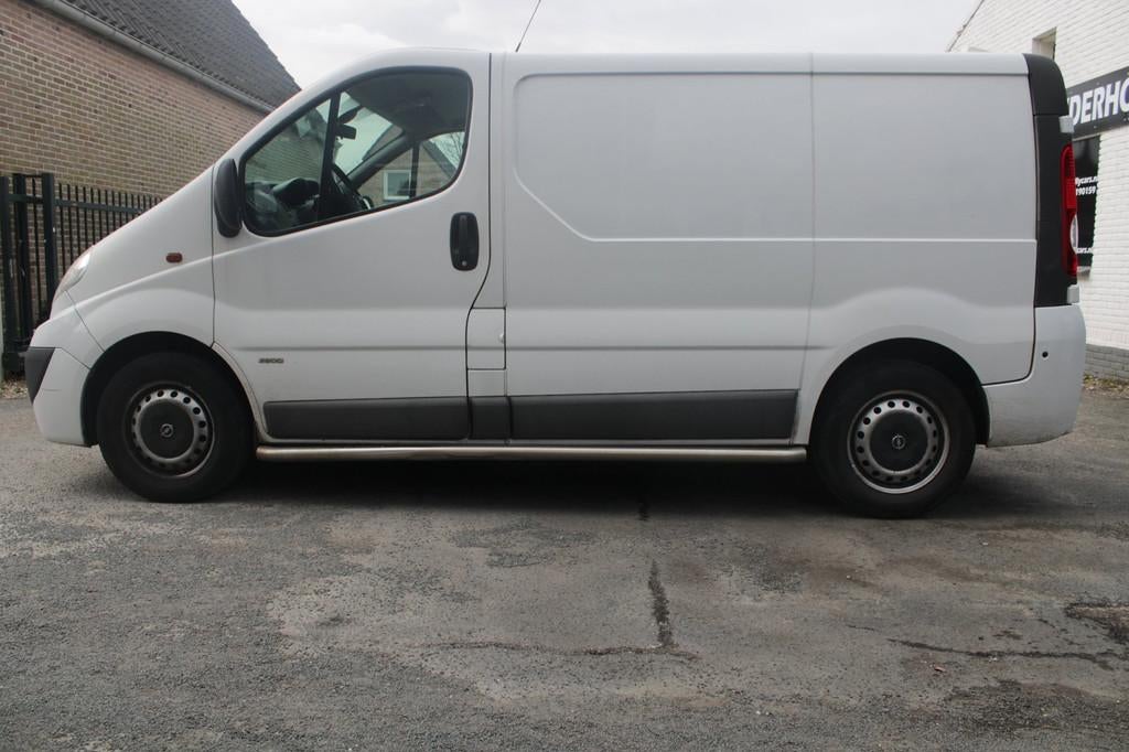 Opel Vivaro 2.0 CDTI L1H1 DC EcoFLEX | Airco | Cruise contro, Auto's, Bestelauto's, Voorwielaandrijving, Euro 5, Stof, Zwart
