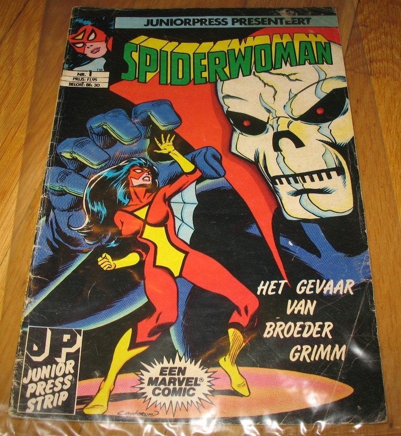 Junior Press Strip Spiderwoman nr 1 1982 Marvel comic, Europa, Ophalen of Verzenden, Gelezen, Eén comic