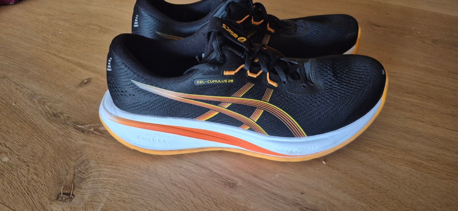 Asics Gel-Cumulus 28 mt 46, Sport en Fitness, Loopsport en Atletiek, Ophalen of Verzenden, Hardloopschoenen, Asics