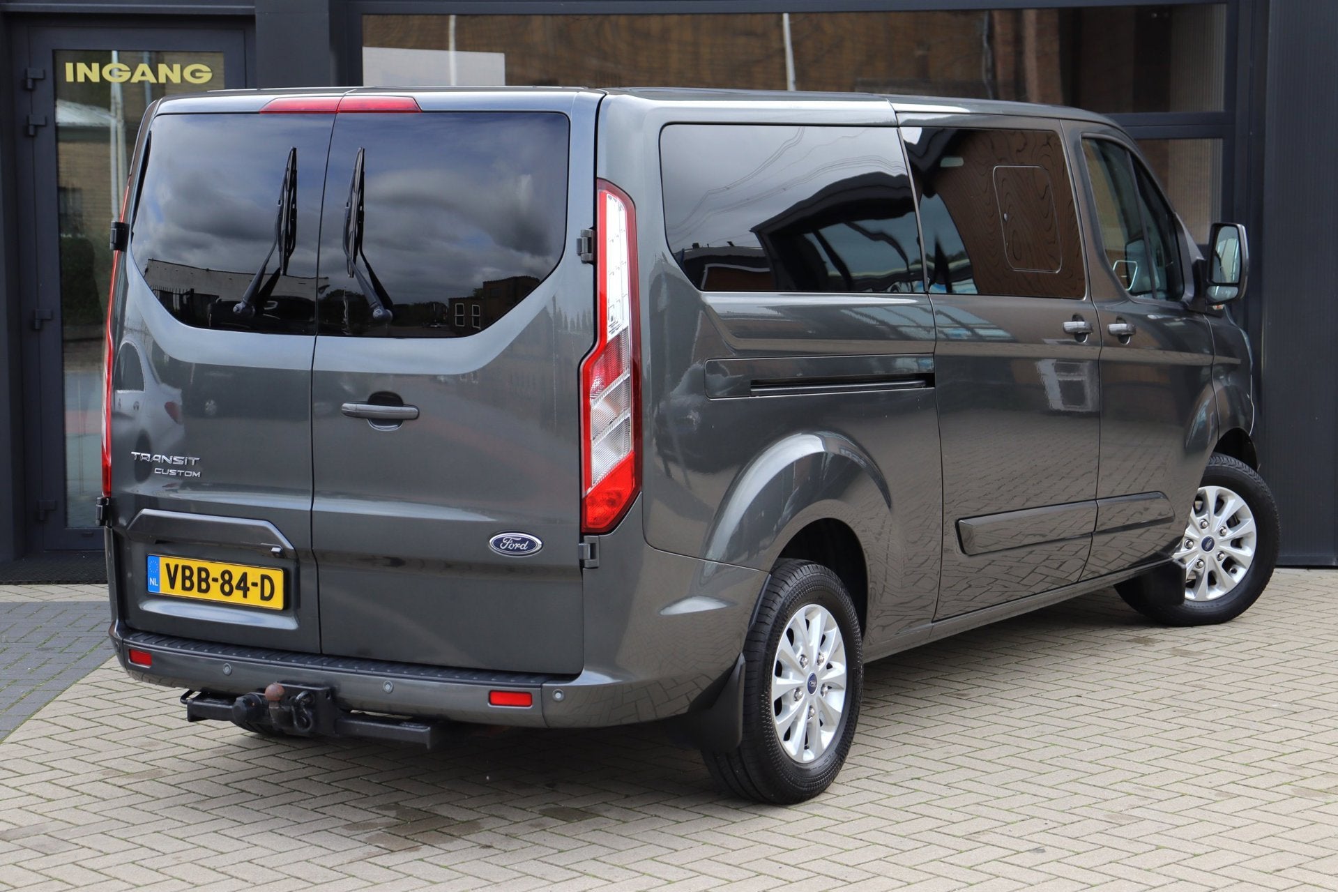 Ford Transit Custom 320 2.0 TDCI L2H1 Limited DC | NAP | Eer, Auto's, Stof, Euro 6, 4 cilinders, 2203 kg