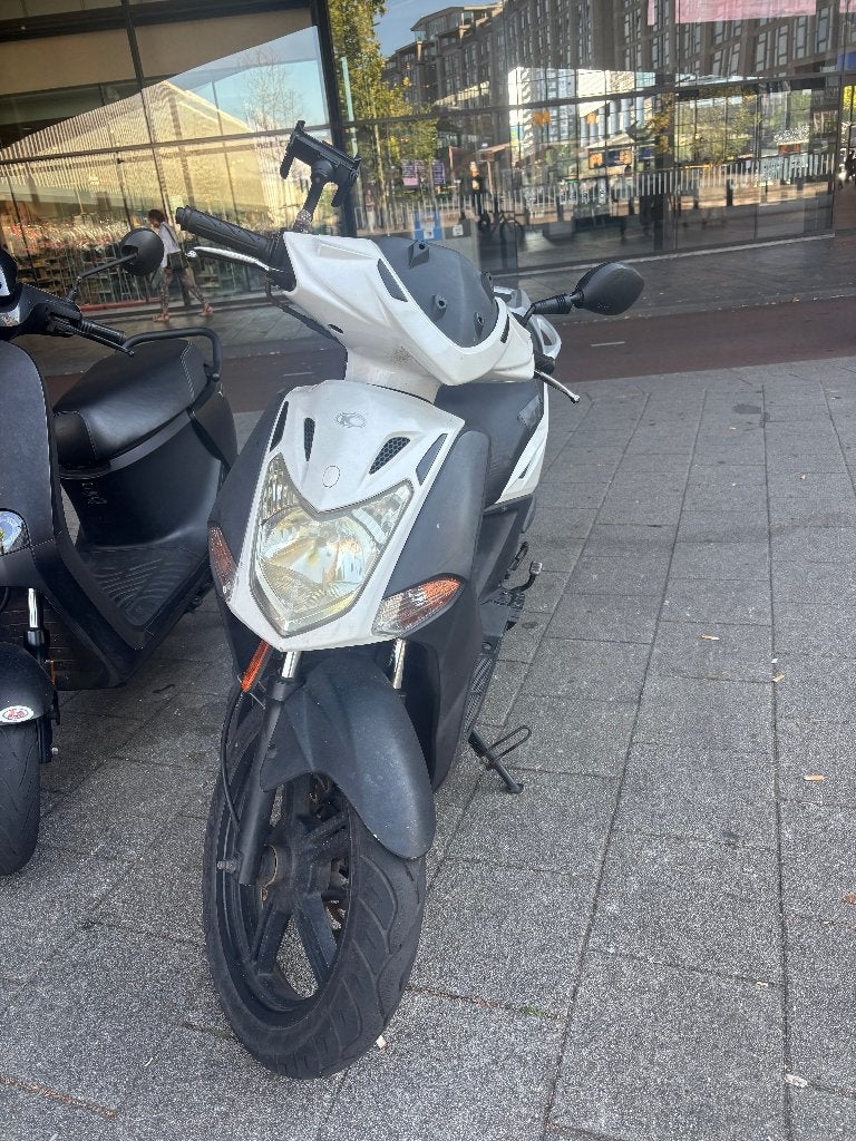 Kymco Agility 50 (2012) - Met WOK, Fietsen en Brommers, Scooters | Kymco, Gebruikt, Ophalen of Verzenden, Maximaal 25 km/u, Agility