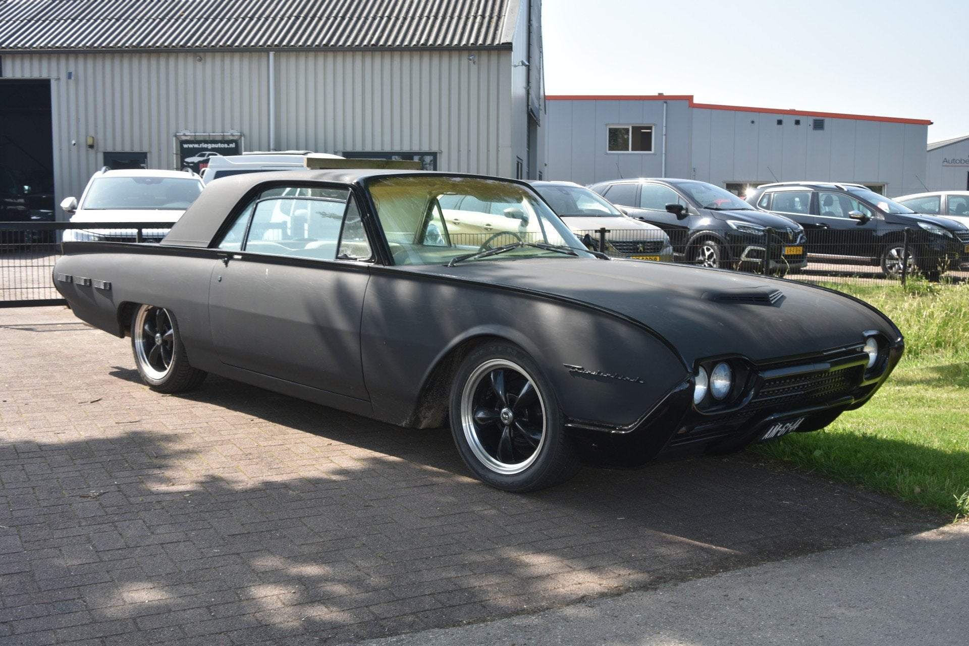 Ford Thunderbird V8 Automaat bouwjaar 1962. (bj 1962), Auto's, Overige carrosserieën, 268 pk, Bedrijf, Ford