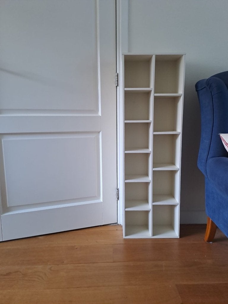 Cd + dvd kast, Ophalen, 75 tot 150 discs, Zo goed als nieuw, Hout
