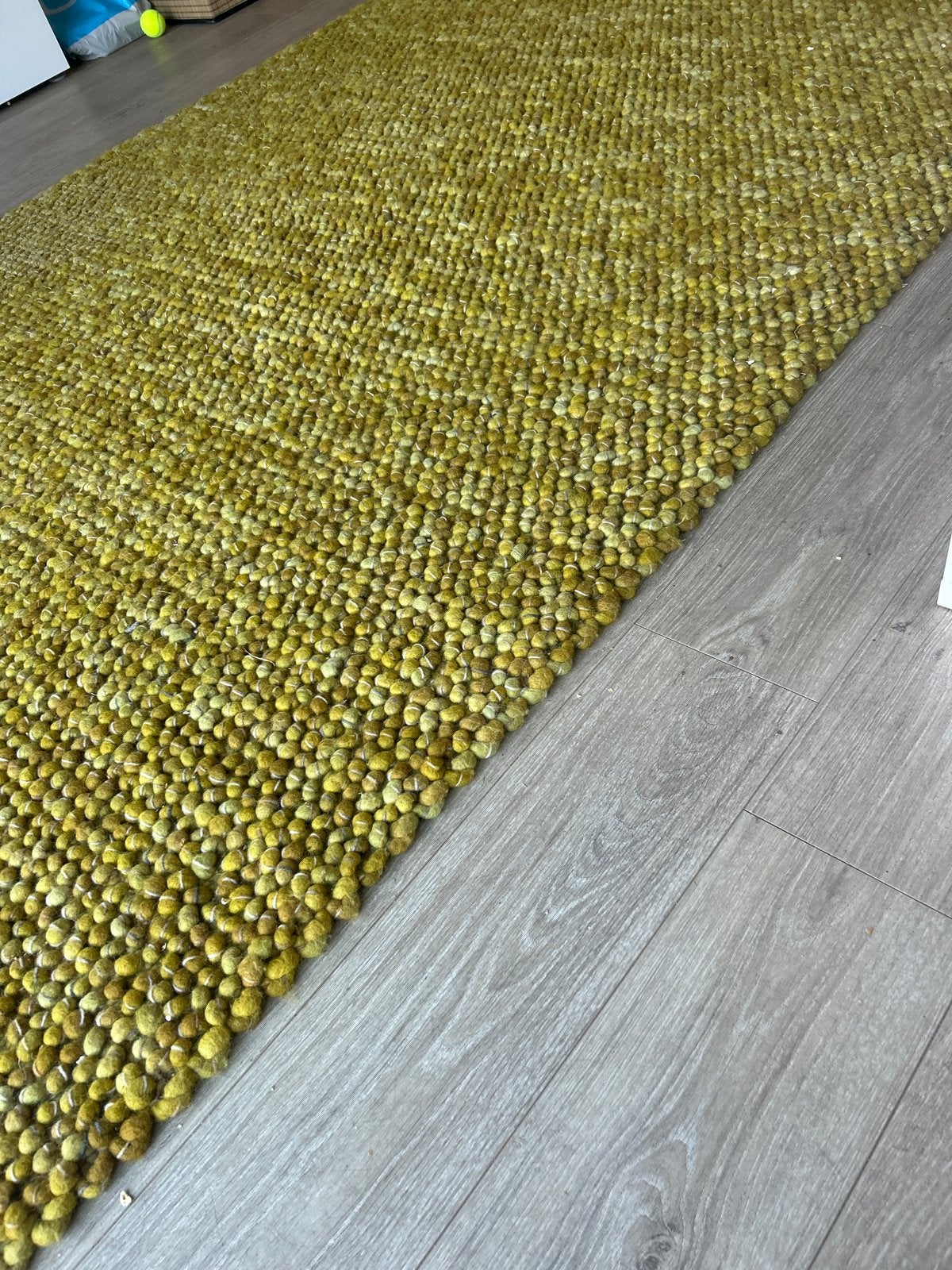 Design wollen bolletjeskleed Brinker Bellano 409 (255x175cm), Ophalen, Gebruikt, Geel, 150 tot 200 cm